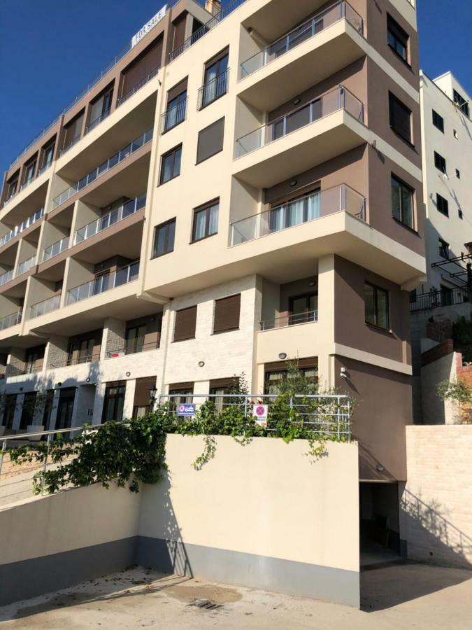 Langust - Free Parking Lägenhet Sveti Stefan Exteriör bild