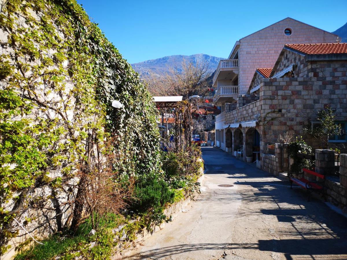 Langust - Free Parking Lägenhet Sveti Stefan Exteriör bild